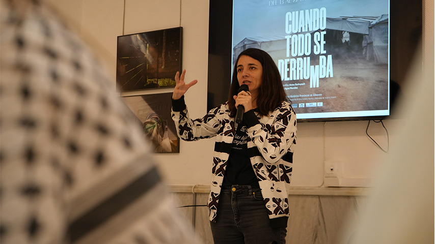 Anna Surinyach, fotoperiodista en la exposición 