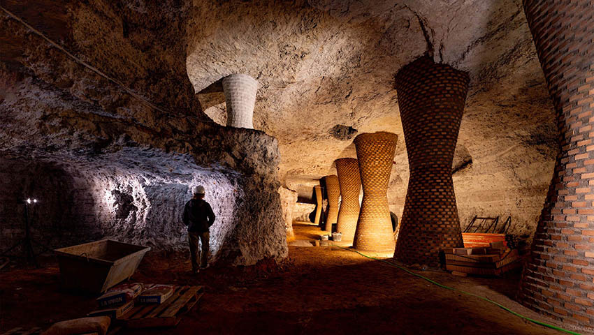 El Consejo Superior de Colegios de Arquitectos de España premia a tres profesores de la UCLM por su proyecto de estabilización de las cuevas de Tomell